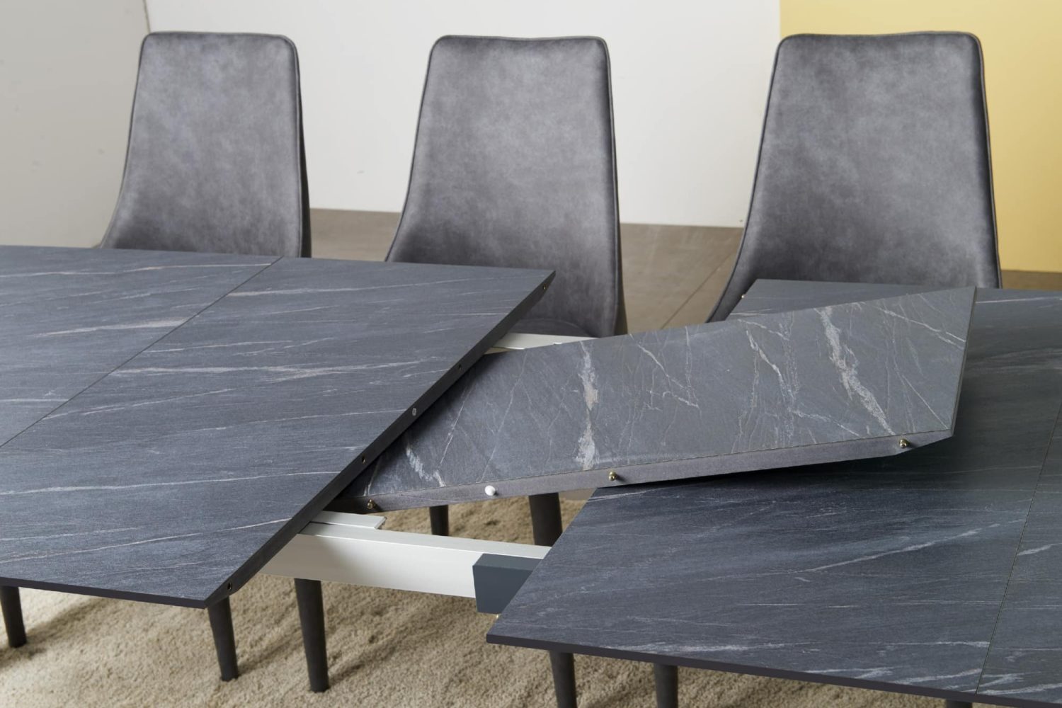 2021-04-23-10.51.17-2000x1335